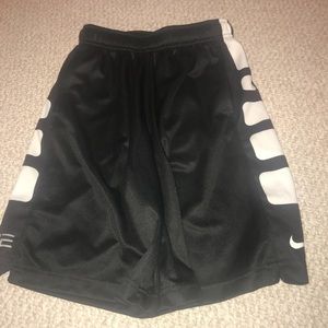 nike elite basketball shorts